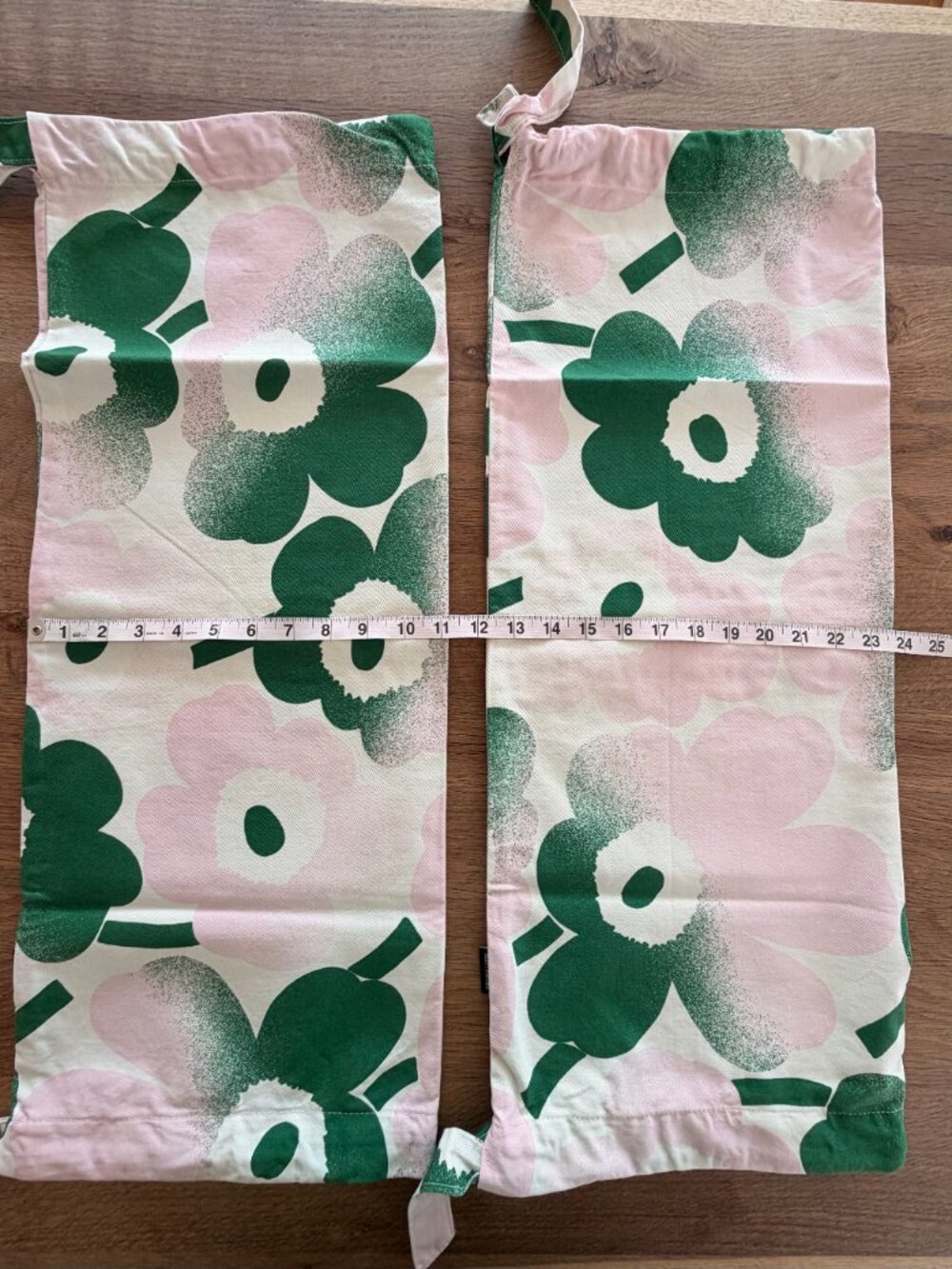 Marimekko Häivähdys Pieni Unikko Cushion Cover. Set of 2